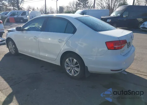 2015 Volkswagen Jetta 2.0L Tdi Se z USA, uszkodzony, nr VIN 3VWLA7AJ3FM313802